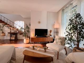 The Luzia House - sunny 4BR Villa with gardens & terraces - 2