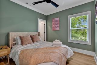 Resonant - 2 Townhomes - 2 Private Rooftop Decks - 3