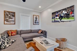 Resonant - 2 Townhomes - 2 Private Rooftop Decks - 2