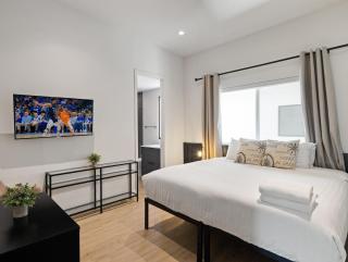 Agua Linda - 2 Units - Hot Tub - Heart of Old Town - 8