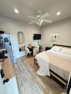 Cozy Guest house near FSU Trails and the airport - 5