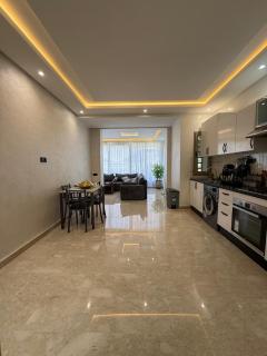 Luxurious Apt with Pool&Sea View - 3