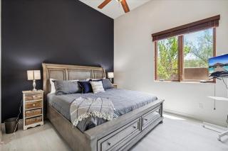 Sunrise Retreat - Backyard Oasis - Beautiful Views - 8