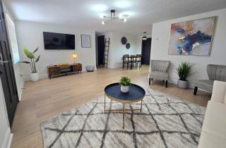 The Sunflower Cottage - 0