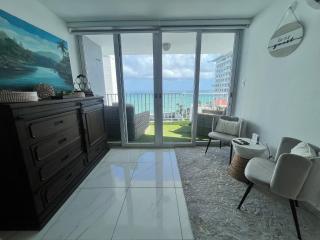 Ocean Front 2 - 4