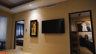 8 bedrooms and 6 bathroom apartment - 7