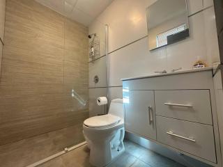 4 bedroom 3 bathroom apartment D - 2