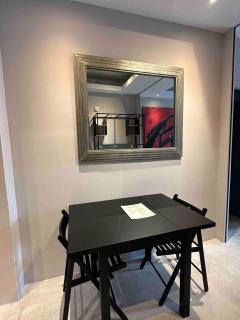 4 bedroom, 3 bathrooms, apt F - 6