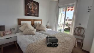 Ático Mediterráneo con Terraza y Solárium en el centro y a un paso del mar en Rincón de la Victoria - 3