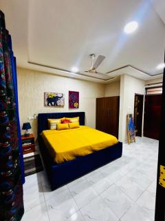 Modern 2-Bedroom Apt with African Vibe- Cape Coast - 5
