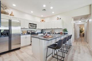 Panorama View - Mountain Views - Community Pool - 1