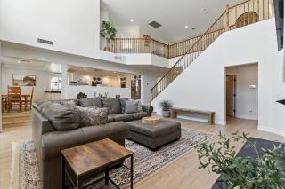 Splash Canyon - Splash Pad & Tons of Games - Gym - 6