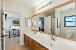 Splash Canyon - Splash Pad & Tons of Games - Gym - 3