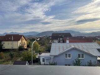 Lotus Apartment - Stunning View, Parking - 2