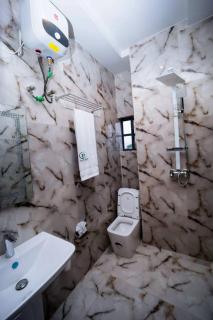 Ralphnest Suite & Lounge Limited - 9