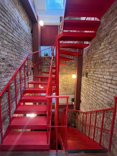 F4 Glasshouse Studio Flat - 6