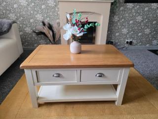 Charming 2 Bed Modern Guest House with Free Parking up to 3 cars - 7