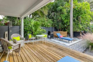 1 Mi to Lake Worth Beach Park Poolside Paradise! - 9