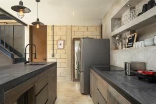 Luxe Concrete Jungle 5BR Villa Concierge - 5