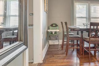 Urban Retreat 1 Mi to Riverfront! Detroit Duplex - 3