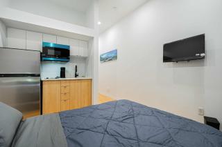 Gorgeous studio with Free parking - 6