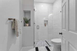 roomstr Colorado Room 1 Bedroom in South Tampa with Shared Full Bathroom & FREE COFFEE - 1