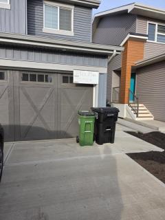 Cozy and Private 1BR Basement Suite in West Edmonton - 9