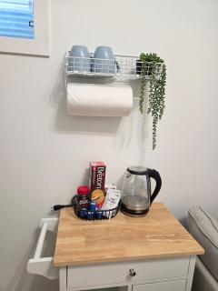 Cozy and Private 1BR Basement Suite in West Edmonton - 1