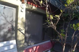 Casa rústica en zona de bodegas amplio jardín pileta fogón y churrasqueara - 2