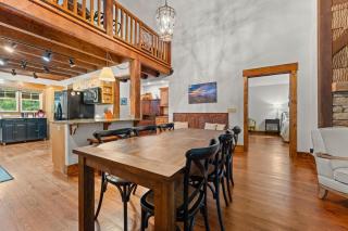 Horse Cove Haven - 4