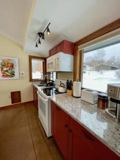 Gorgeous Cabin Getaway on a Farm in Windsor County, Vermont - 2