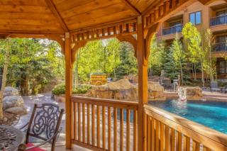 Beautiful 3 Bedroom Mountain Condo In River Run Village With Hot Tub Access And Walking Distance To The Gondola - 2