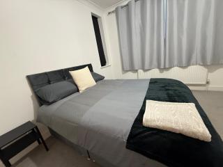 5 bedroom house in Pettswood - 6