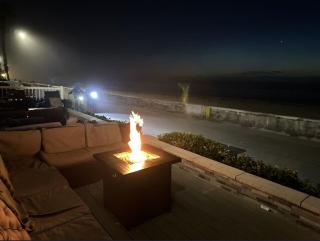 Ocean Front On Beach! -2 Master BR, 2 Full BA, Patio!, AC, Parking, Close to All - 7