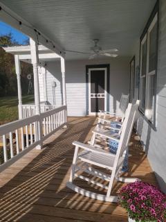 Restored 1900s Historic Home - Jonesboro, VA - 6