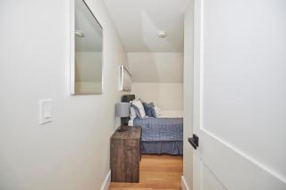 3 Bedroom -walk To The Falls - 4