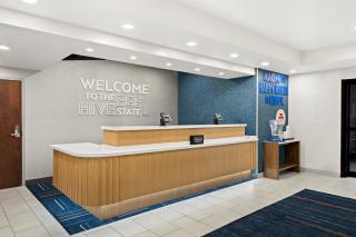 Hampton Inn Provo - 7