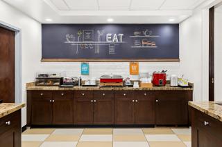 Hampton Inn Provo - 3