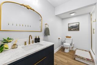 Skyline Retreat Views, Trails & Wineries - 3