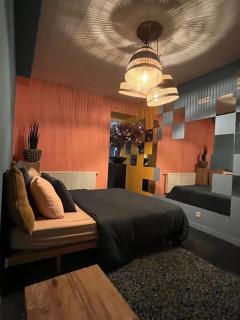 Plantkot, a cozy apartment full of plants of tinykot - 4