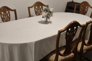 5 Bed House - Sleeps 10 - Garden - Parking - Wifi - 4