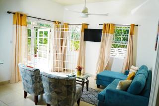 3 Bedroom Townhome walk to Restaurants Gated property AC - 1