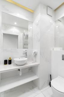 Luxury 2-room apartment with a beautiful city view - 3