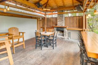 TroutFest Anglers Retreat on White River with Deck - 9