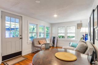 Red Door Bungalow Downtown Pensacola - 5