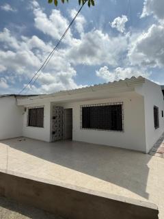 Habitación Amoblada cerca al Gran Malecón del Río - 4