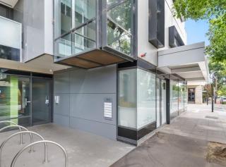 Charming 1-Bed Farm Cabin with Wood Fire - 3