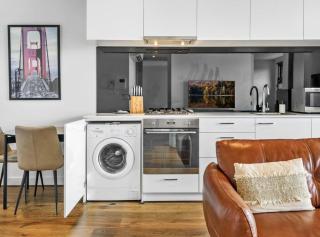 Charming 1-Bed Farm Cabin with Wood Fire - 1