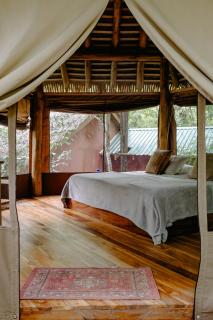 Tierra Encantada - 6