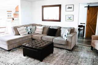 Cordova Retreat - 7 Minutes from the Ark! - 8